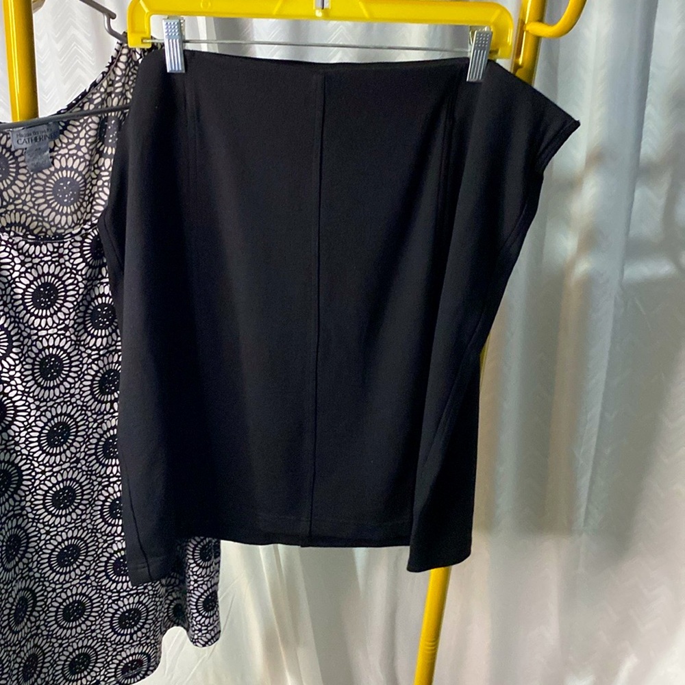Torrid Classic Black Pencil Skirt